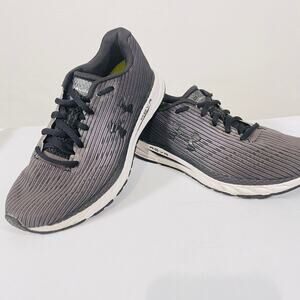Under Armour Shoes Womens 7.5 Black Gray Striped Running Sneakers Trainers